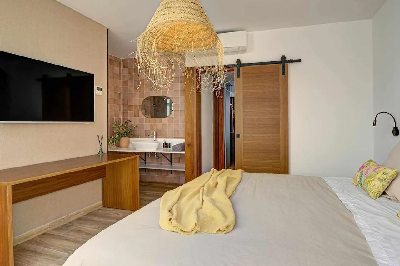 Apartment Jable Suites Apartamentos De Lujo En El Centro Corralejo Spain